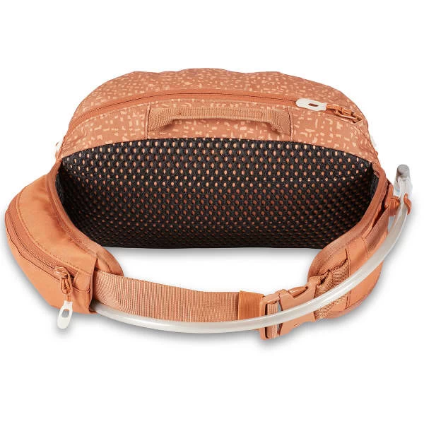 DAKINE HOT LAPS 5L SIERRA FOSSIL 22 2 DAKINE HOT LAPS 5L SIERRA FOSSIL 22 – Image 2